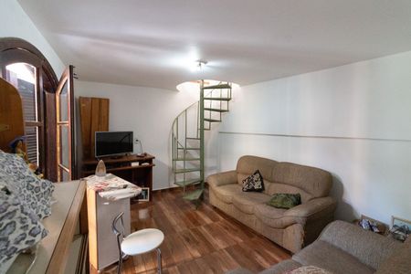 Casa à venda com 168m², 3 quartos e 2 vagasEdícula