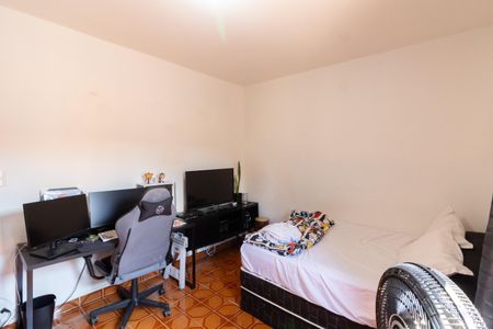 Casa à venda com 168m², 3 quartos e 2 vagasQuarto 1