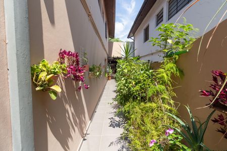 Casa à venda com 168m², 3 quartos e 2 vagasCorredor