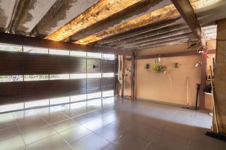 Casa à venda com 168m², 3 quartos e 2 vagasGaragem