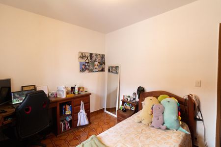 Casa à venda com 168m², 3 quartos e 2 vagasQuarto 3