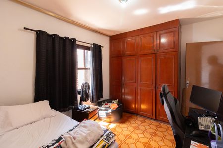 Casa à venda com 168m², 3 quartos e 2 vagasQuarto 1