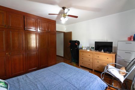 Casa à venda com 168m², 3 quartos e 2 vagasQuarto 2