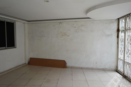 Casa à venda com 400m², 6 quartos e 2 vagasGaragem