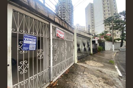 Casa à venda com 400m², 6 quartos e 2 vagasFachada