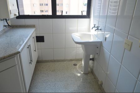 Apartamento à venda com 115m², 3 quartos e 2 vagasÁrea de Serviço