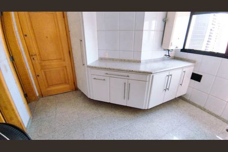 Apartamento à venda com 115m², 3 quartos e 2 vagasÁrea de Serviço