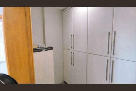 Apartamento à venda com 115m², 3 quartos e 2 vagas Apartamento à venda com 115m², 3 quartos e 2 vagasQuarto de Serviço