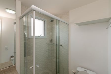 Apartamento à venda com 71m², 2 quartos e 2 vagasBanheiro da Suíte