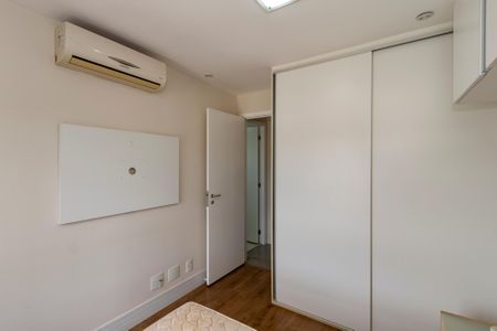Apartamento à venda com 71m², 2 quartos e 2 vagasSuíte