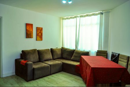 Apartamento à venda com 93m², 3 quartos e sem vagaSala