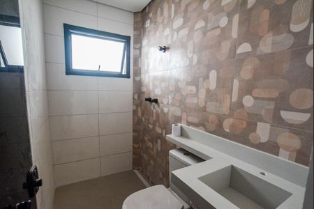 Casa à venda com 227m², 3 quartos e 2 vagasBanheiro da Suíte