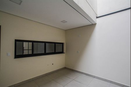 Casa à venda com 227m², 3 quartos e 2 vagasQuintal