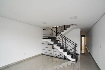 Casa à venda com 227m², 3 quartos e 2 vagasSala