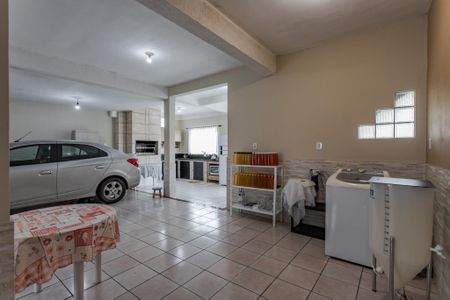 Casa à venda com 172m², 3 quartos e 3 vagas Casa à venda com 172m², 3 quartos e 3 vagasÁrea de Serviço