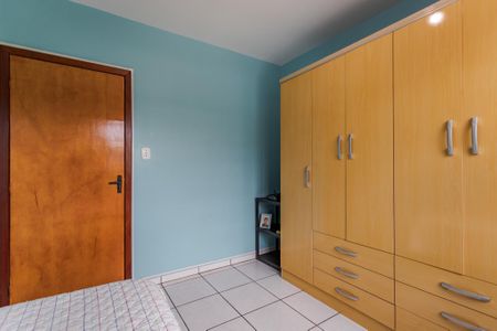 Casa à venda com 172m², 3 quartos e 3 vagas Casa à venda com 172m², 3 quartos e 3 vagasQuarto