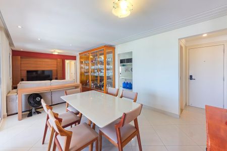 Apartamento para alugar com 126m², 3 quartos e 2 vagasSala