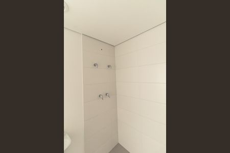 Apartamento à venda com 181m², 3 quartos e 2 vagas Apartamento à venda com 181m², 3 quartos e 2 vagasBanheiro de Serviço