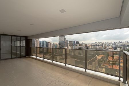 Apartamento à venda com 181m², 3 quartos e 2 vagas Apartamento à venda com 181m², 3 quartos e 2 vagasSacada