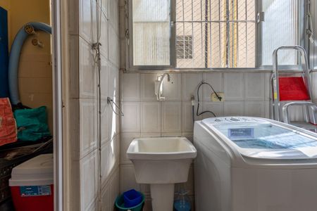 Apartamento à venda com 105m², 2 quartos e sem vagaÁrea de Serviço