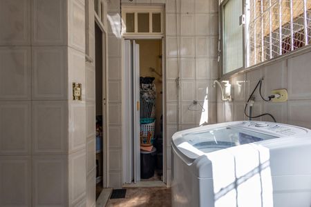 Apartamento à venda com 105m², 2 quartos e sem vagaÁrea de Serviço