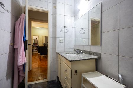 Apartamento à venda com 105m², 2 quartos e sem vagaBanheiro