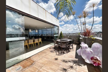 Apartamento à venda com 230m², 4 quartos e 3 vagasEspaço Gourmet