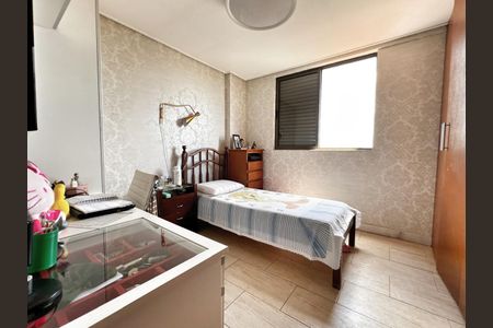 Apartamento à venda com 230m², 4 quartos e 3 vagasQuarto 1