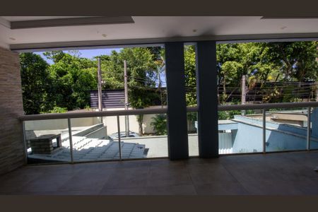 Casa de condomínio à venda com 150m², 3 quartos e 1 vagaSacada da Suíte 3