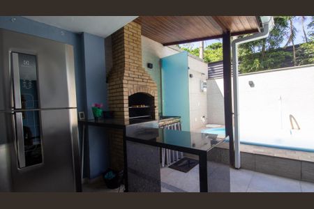 Casa de condomínio à venda com 150m², 3 quartos e 1 vagaÁrea comum -Área Gourmet