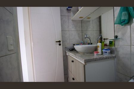 Casa de condomínio à venda com 150m², 3 quartos e 1 vagaBanheiro da Suíte 1