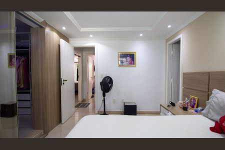 Casa de condomínio à venda com 150m², 3 quartos e 1 vagaSuíte 3