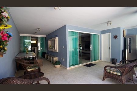 Casa de condomínio à venda com 150m², 3 quartos e 1 vagaÁrea comum -