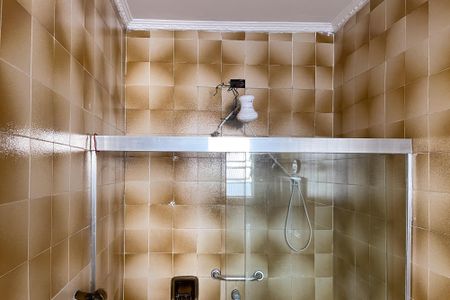 Casa à venda com 220m², 4 quartos e 5 vagasBanheiro Social