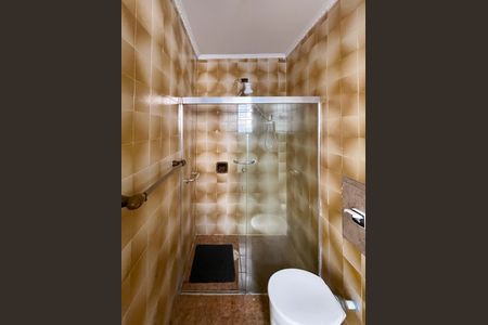 Casa à venda com 220m², 4 quartos e 5 vagasBanheiro Social