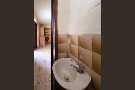 Casa à venda com 220m², 4 quartos e 5 vagasLavabo