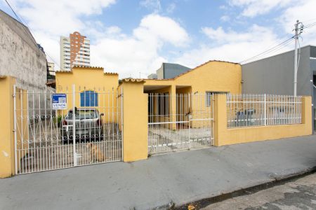 Casa para alugar com 805m², 7 quartos e 5 vagas Casa para alugar com 805m², 7 quartos e 5 vagasFachada