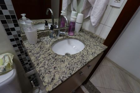 Apartamento à venda com 152m², 3 quartos e 2 vagasBanheiro Social