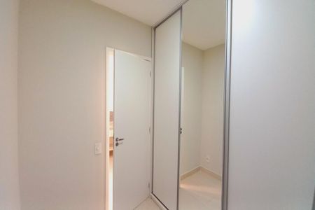 Apartamento à venda com 70m², 2 quartos e 1 vagaQuarto 1 