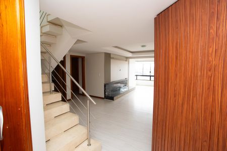 Apartamento à venda com 400m², 3 quartos e 1 vaga Apartamento à venda com 400m², 3 quartos e 1 vagaSala