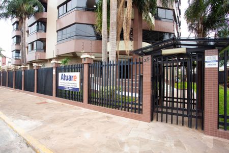 Apartamento à venda com 400m², 3 quartos e 1 vaga Apartamento à venda com 400m², 3 quartos e 1 vagaFachada