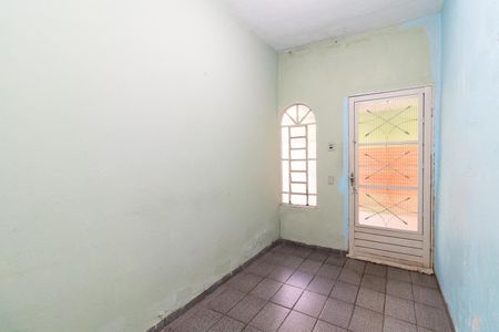 Casa à venda com 100m², 3 quartos e 4 vagasSuíte