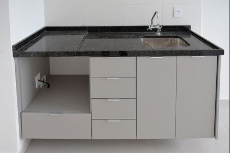 Apartamento para alugar com 24m², 1 quarto e sem vagaSala/Cozinha integrados