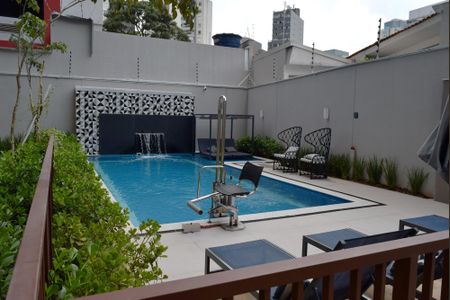 Apartamento para alugar com 24m², 1 quarto e sem vagaPiscina