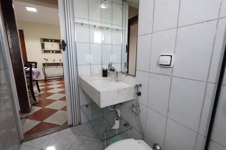 Apartamento à venda com 72m², 2 quartos e 1 vagaBanheiro