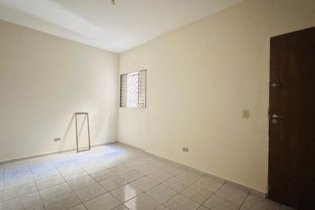 Casa para alugar com 50m², 1 quarto e 1 vaga Casa para alugar com 50m², 1 quarto e 1 vagaQuarto