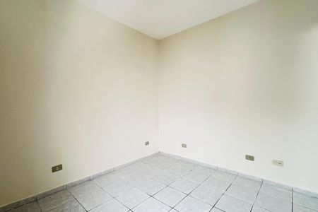Casa para alugar com 50m², 1 quarto e 1 vaga Casa para alugar com 50m², 1 quarto e 1 vagaSala