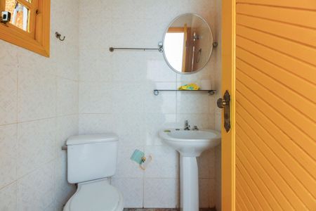 Casa à venda com 208m², 5 quartos e 2 vagasLavabo da Churrasqueira