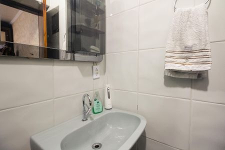 Casa à venda com 208m², 5 quartos e 2 vagasBanheiro Suíte 3