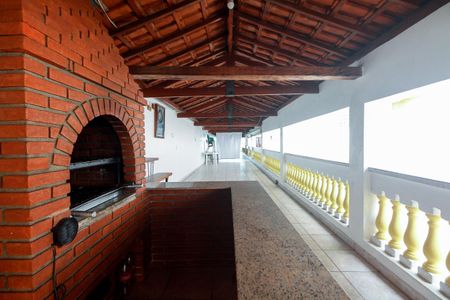 Casa à venda com 208m², 5 quartos e 2 vagasChurrasqueira